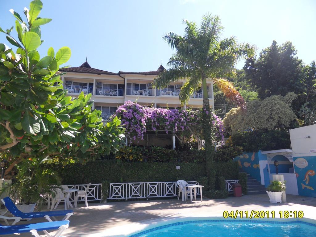 Hotel Relax Resort Montego Bay Extérieur photo